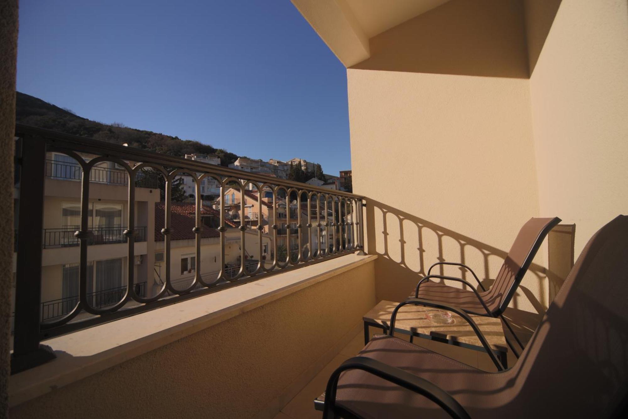 Hotel Pima Budva Exterior photo